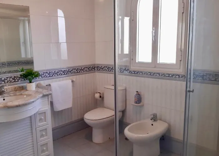 Будинок відпочинку Duque Holidays *